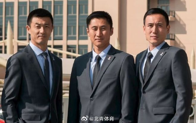 曼城6000万欧出售罗德里遇冷:本想引发竞价,结果只剩皇马一家