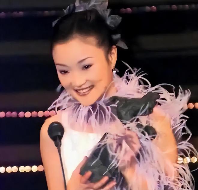 来安县三城啤酒龙虾足球邀请赛拉开帷幕