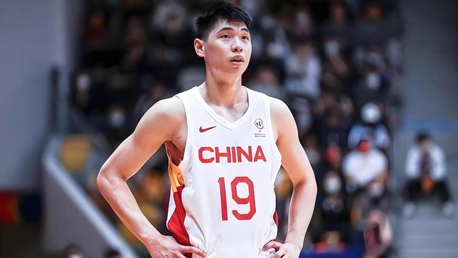 比托纳利更坑!热刺头号水货彻底隐身!19 次触球 7 次丢球太离谱